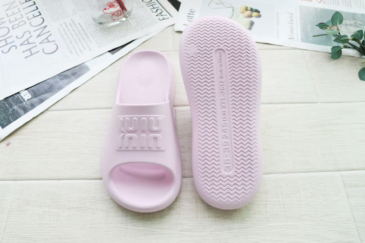 121d635a3d4fd8b4a7752403123adbad